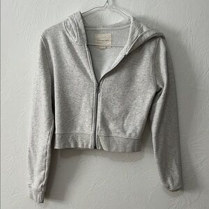 Sold American Eagle Outfitters Heather Gray Zip-Up Hoodie women’s XS/P/Ch